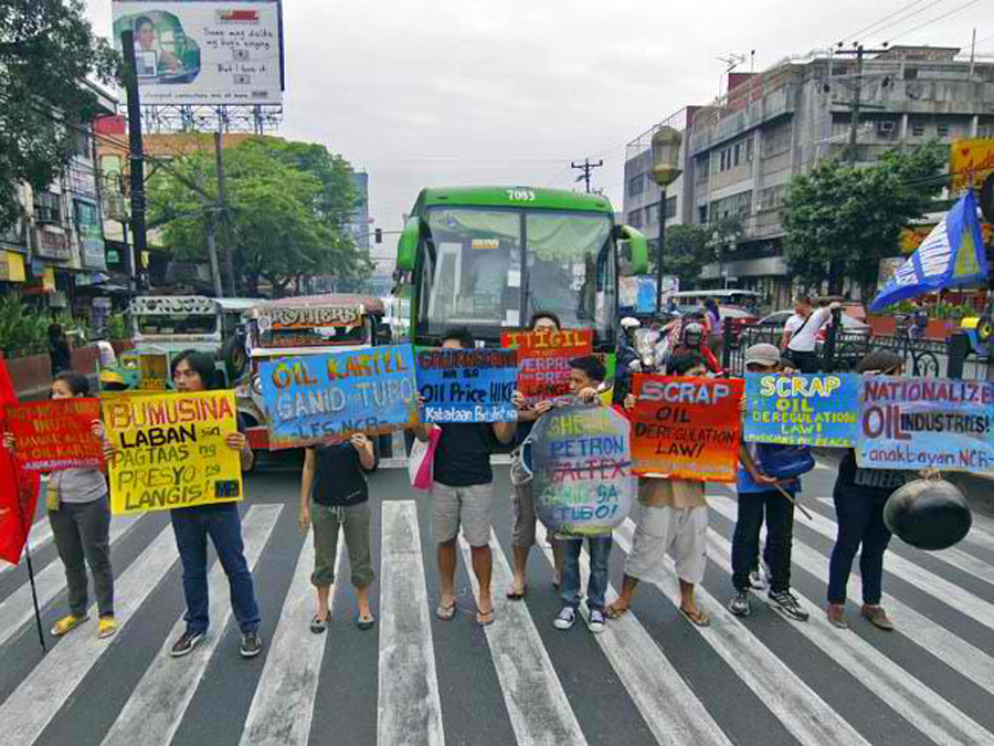 [Featured Photo] Protest against oil price hikes -GMA&nbsp;News