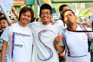 [From the web] Update of House Bill 6079 in International Sign Language -deaf-e-news.blogspot.com