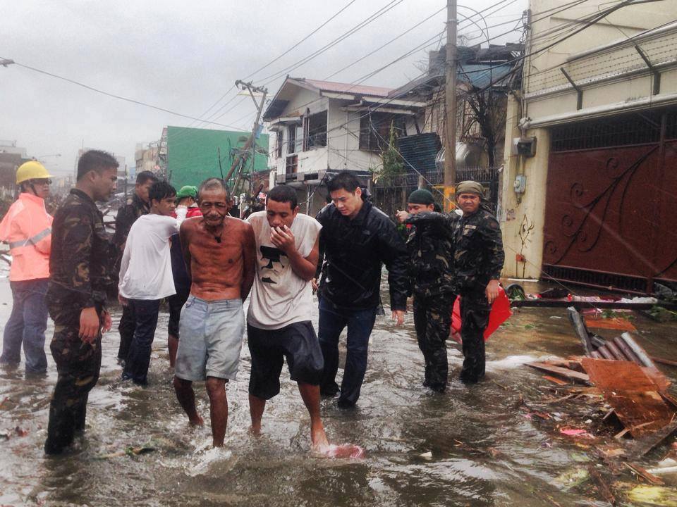 1459957_10151718256636606_376624539_n