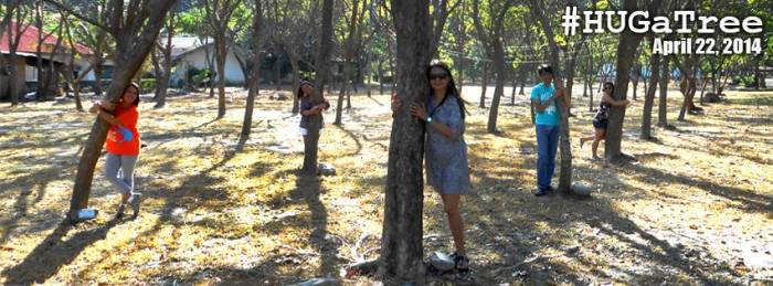 HugATree Photo by PMPI