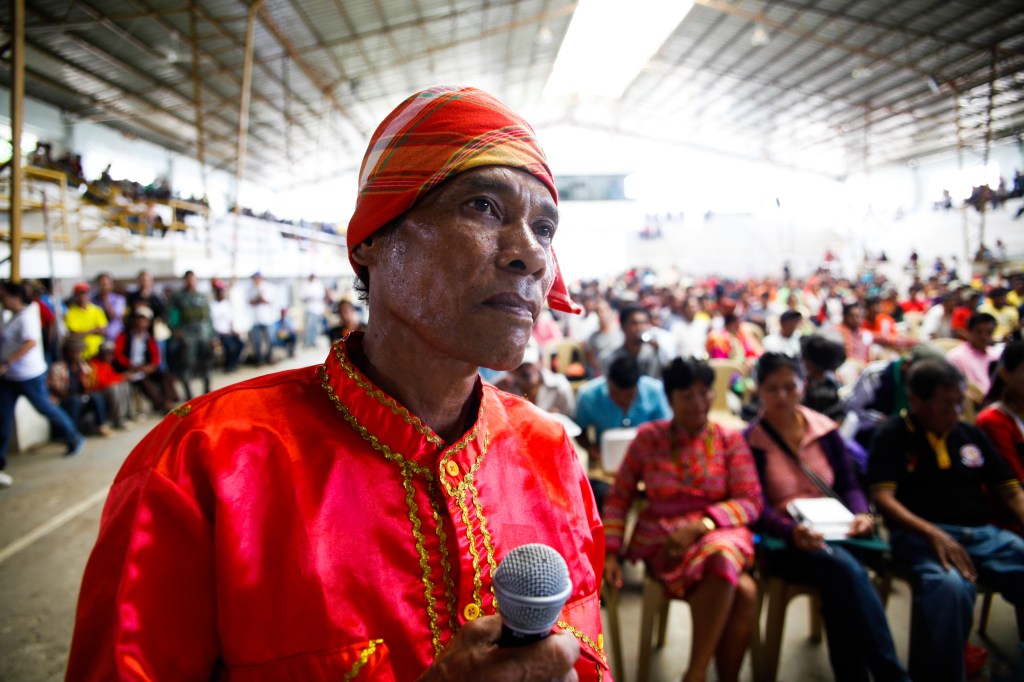 Photo by Pop Salahog