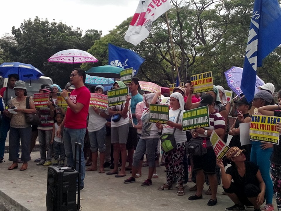 [Press Release] Zambalenos and support group want Paje and Jazareno’s head over mining issues in the&nbsp;province